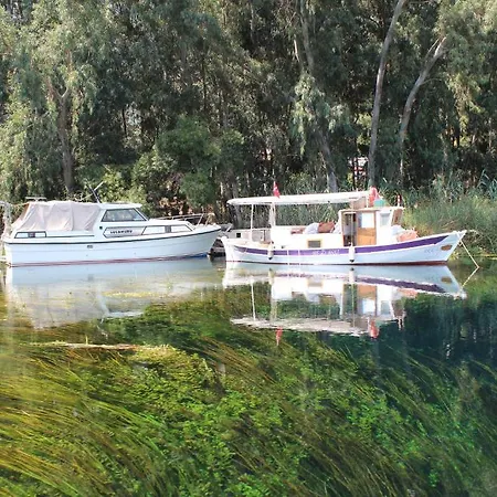 酒店 Caretta 阿奇亚卡