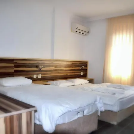 Szálloda Caretta 3*